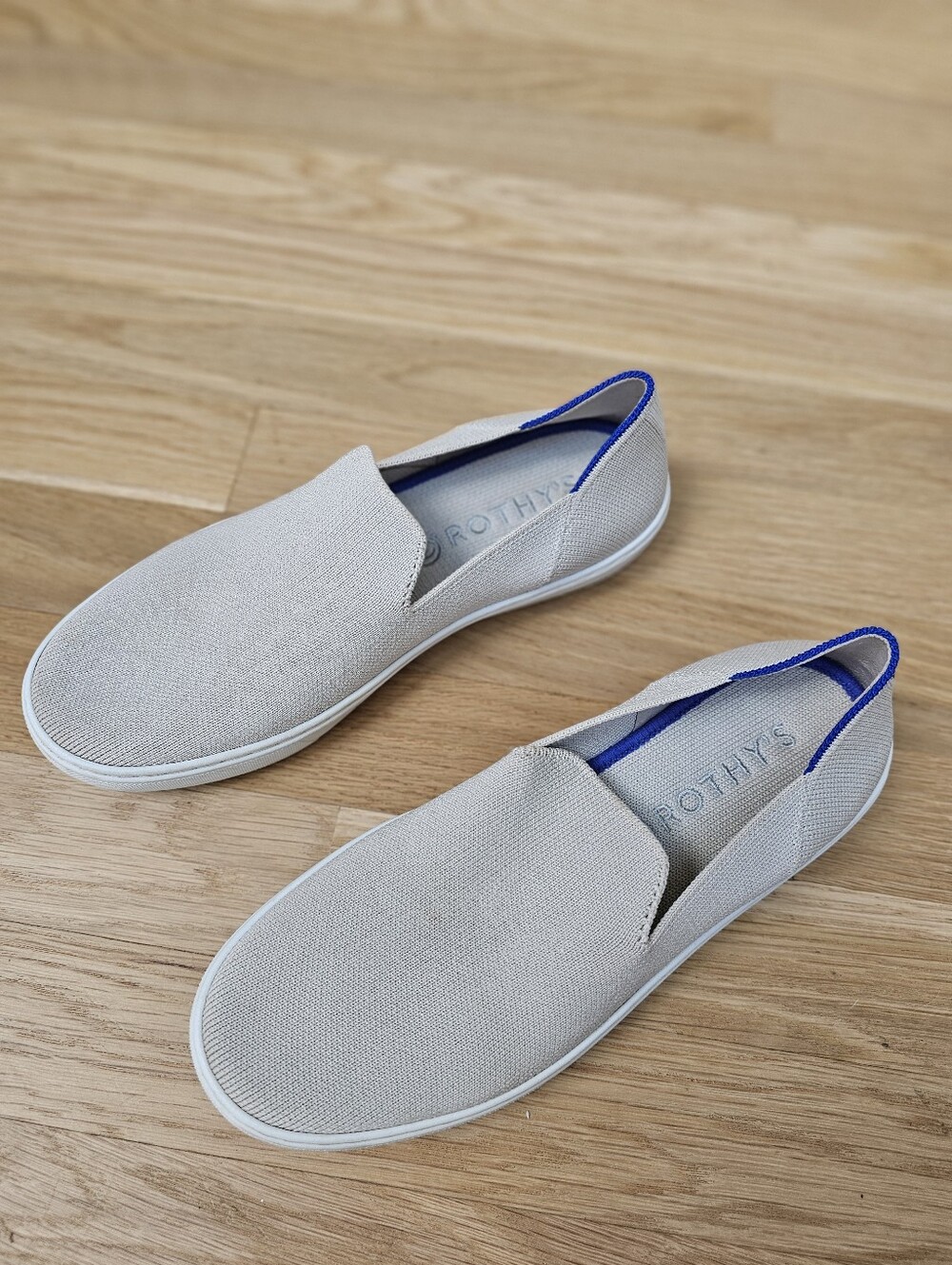 ROTHYS The Original Slip On Sneaker Women’s Size 7